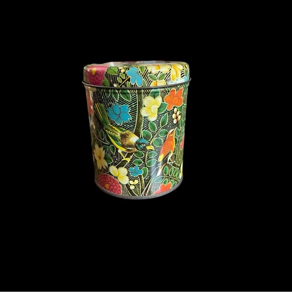 Vintage Floral and Bird Tea Tin - Picture 1 of 6